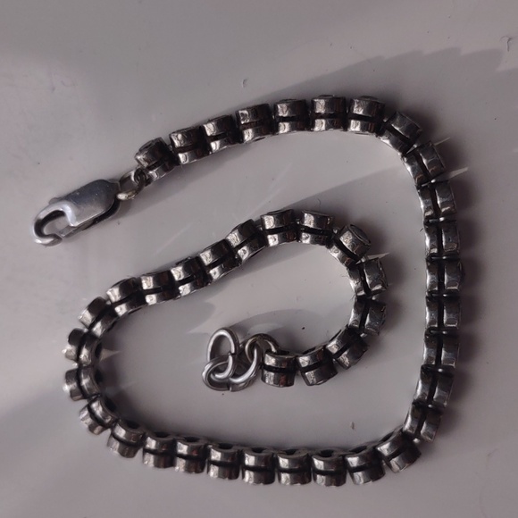 Sterling Silver Bezel Set Round White CZ Link 7" Bracelet - 10g - Picture 4 of 6